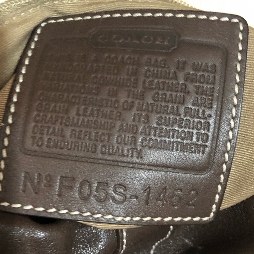 Coach Soho adjustable strap crossbody/shoulder bag - Picture 4 of 8